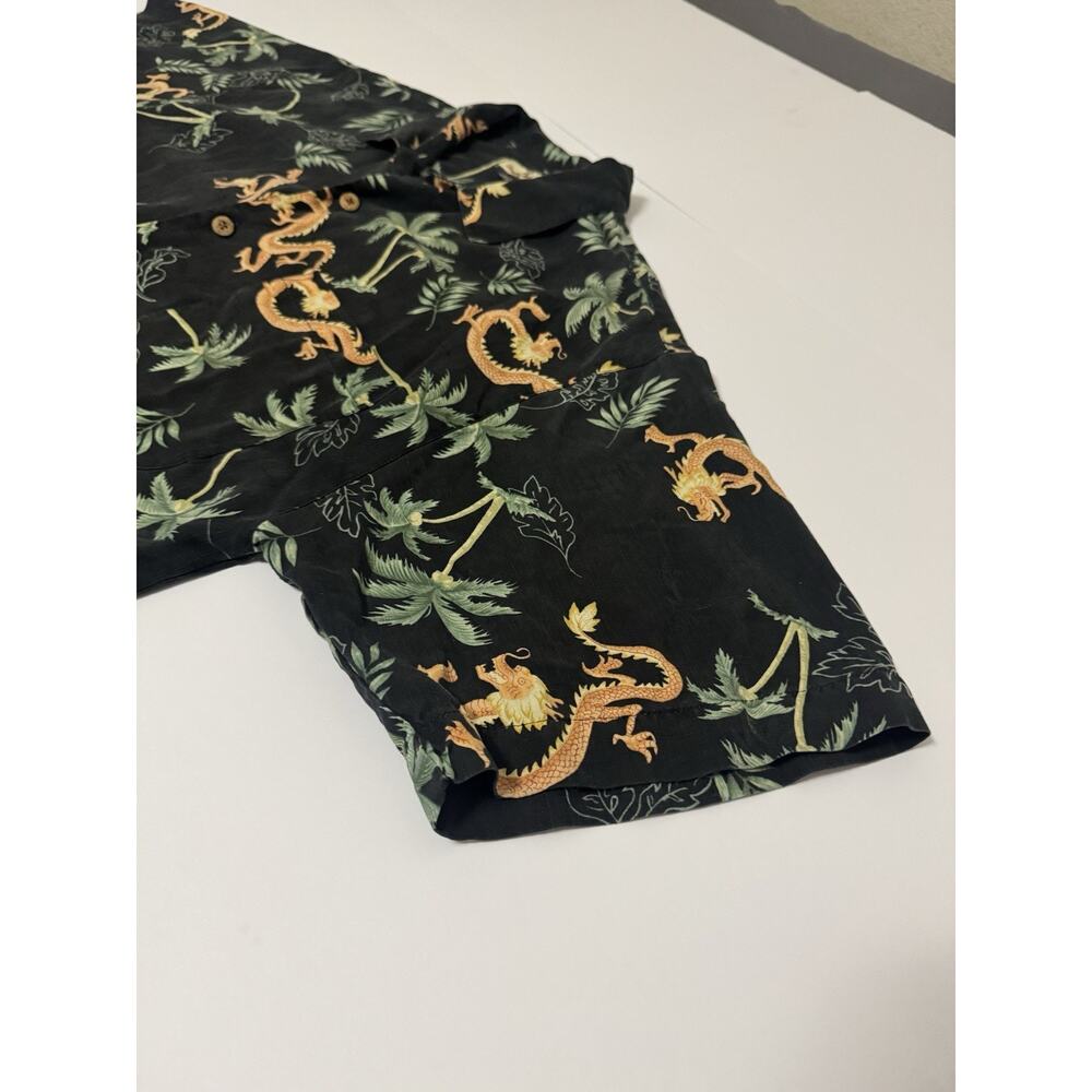 Tommy Bahama Hawaiian Shirt Silk Size L Chinese Dragon Cruise Tropical Beach - Picture 7 of 11